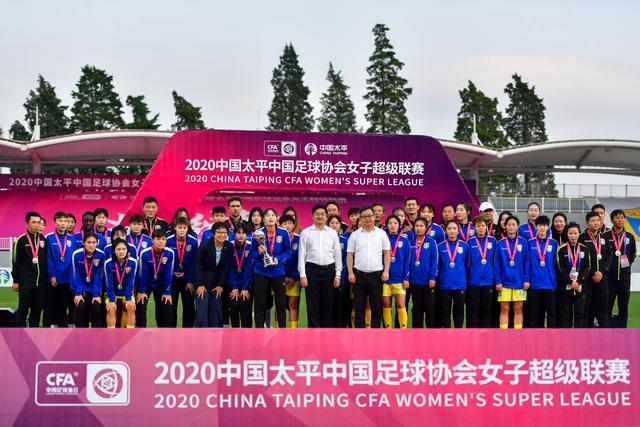 重庆铜梁龙遭遇连败，主教练刘建业坦言愿意辞位让贤！